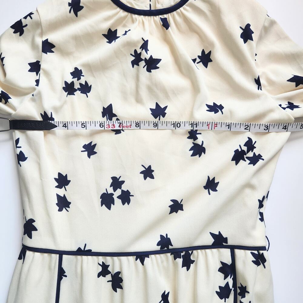 Vintage 1970s Cream & Navy Long Sleeve Maple Leaf Print Midi Dress | Women's 4 - Picture 7 of 9